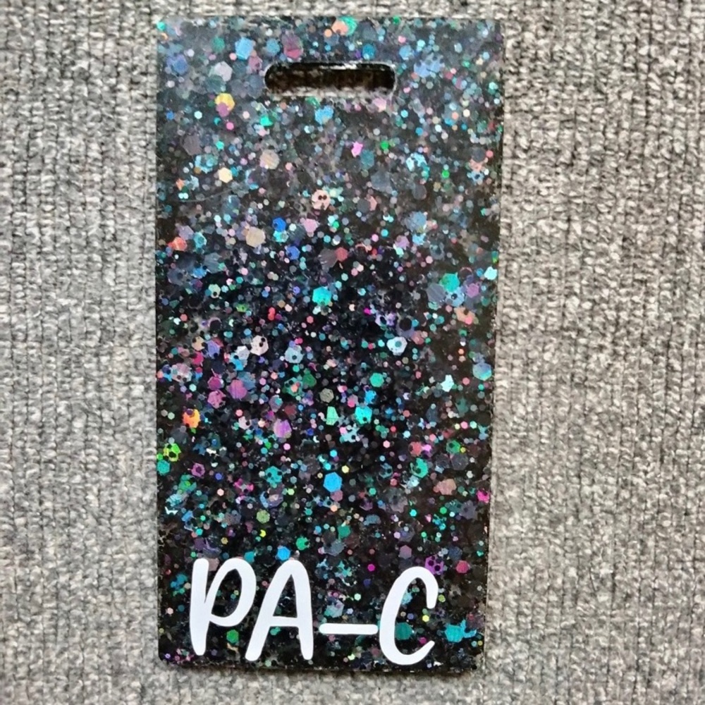Black Customizable Vertical Badge Buddy